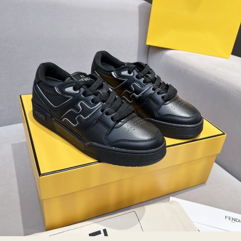 l**is V*t*n sneakers